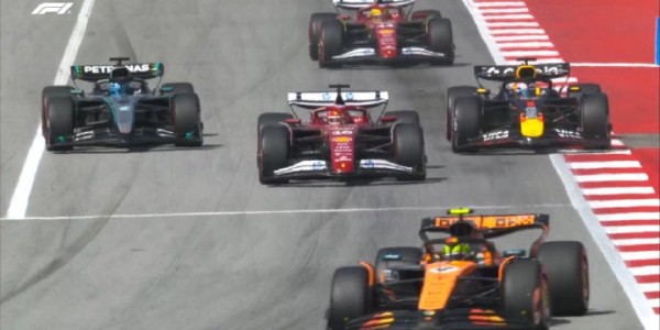 乐鱼vip注册-🏎F1西班牙站正赛：皮亚斯特里夺冠，维斯塔潘被罚跌至第十