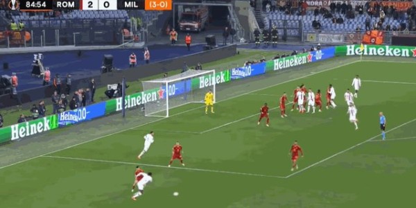 乐鱼体育下载-【欧联】十人罗马主场2比1战胜米兰，总比分3比1晋级