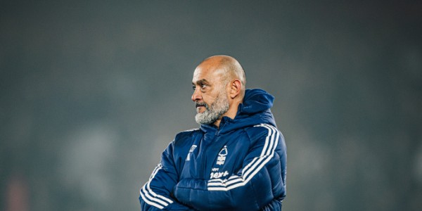 乐鱼vip注册-努诺：感谢球员们全情投入的付出，此时讨论我的去留并不恰当