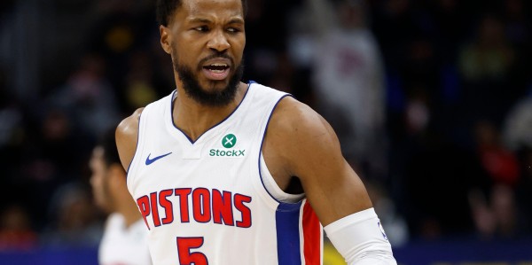 Leyu Sports-美记：有四队已联系马利克·比斯利，后者寻求高于底薪的合同