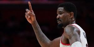 汤爹：艾顿是湖人理想的中锋人选 也是东契奇挡拆&amp;amp;空接的理想搭档